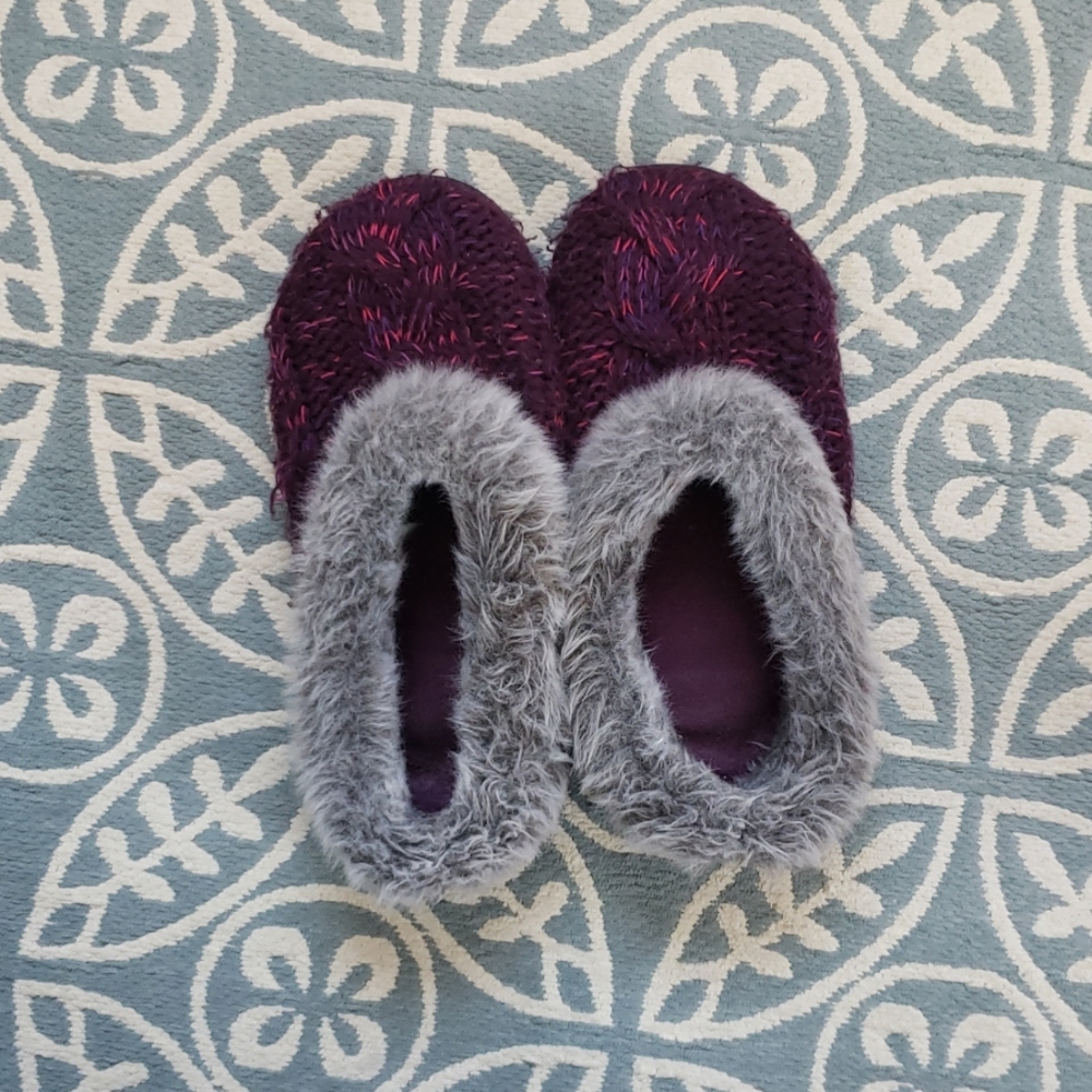 Slippers - Picture 4 of 4